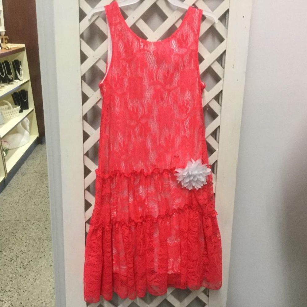 NEW - Girls dress
